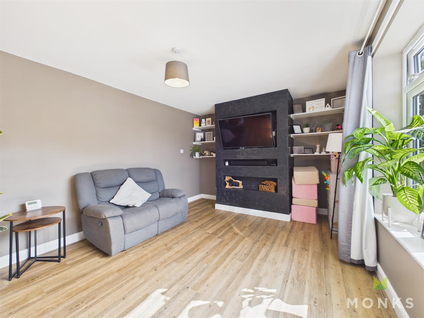1 College Road, Oswestry, SY11 2SH For Sale